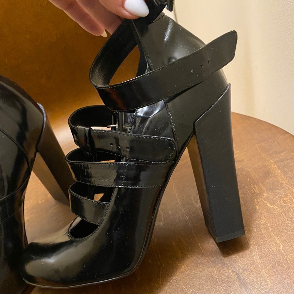 Jill Stuart Black Leather Pumps